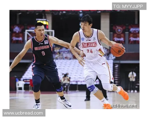 成都羽毛球队与杭州羽毛球队赛后复盘分析比赛节奏与策略对比