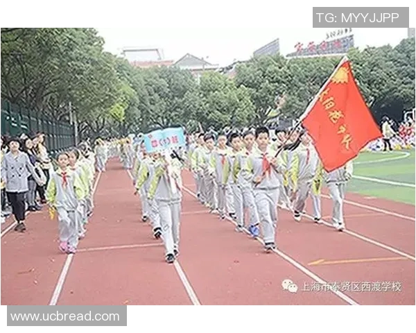 黄娜专访:从绿茵场到人生舞台的足球旅程回顾与展望 黄娜专访:从绿茵场到人生舞台的足球旅程回顾与展望