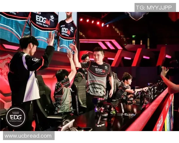 和平精英评论：EDG中路突破的成功与不足分析