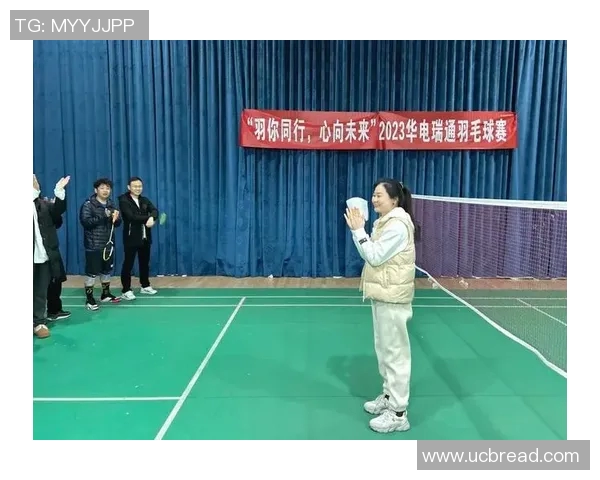 重庆羽毛球队团队协作模式深度解析与其他球队的对比研究
